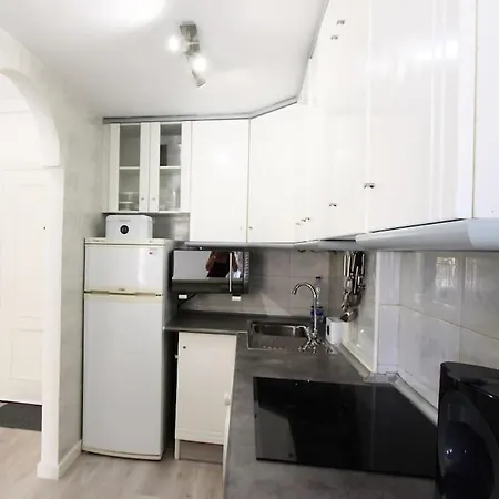 A Sunny Studio Only 400 Meters From The Of La Mata