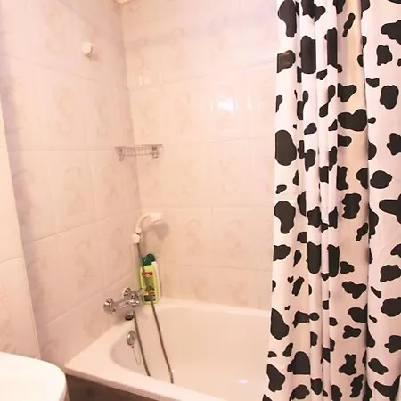 A Sunny Studio Only 400 Meters From The Of La Mata Apartment